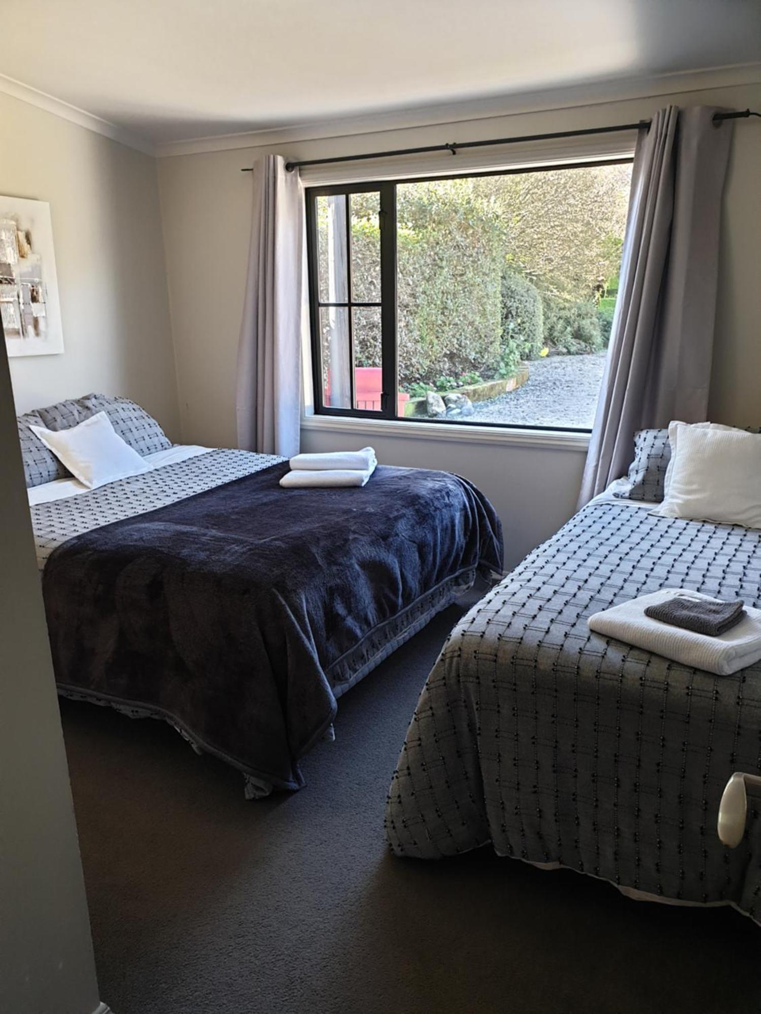Accommodation At Lakeside Oamaru Eksteriør bilde